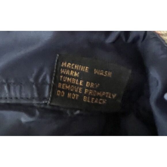 Woodland Men Size Med- 15-15.5 Virgin Acrylic Flannel Shirt Red Blue White Plaid - Picture 4 of 9